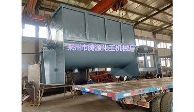 青島15立方臥式混合機(jī)成功發(fā)貨