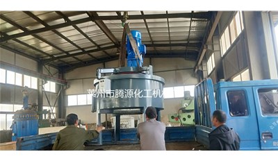 威海立柱式混凝土攪拌機(jī)成功發(fā)貨
